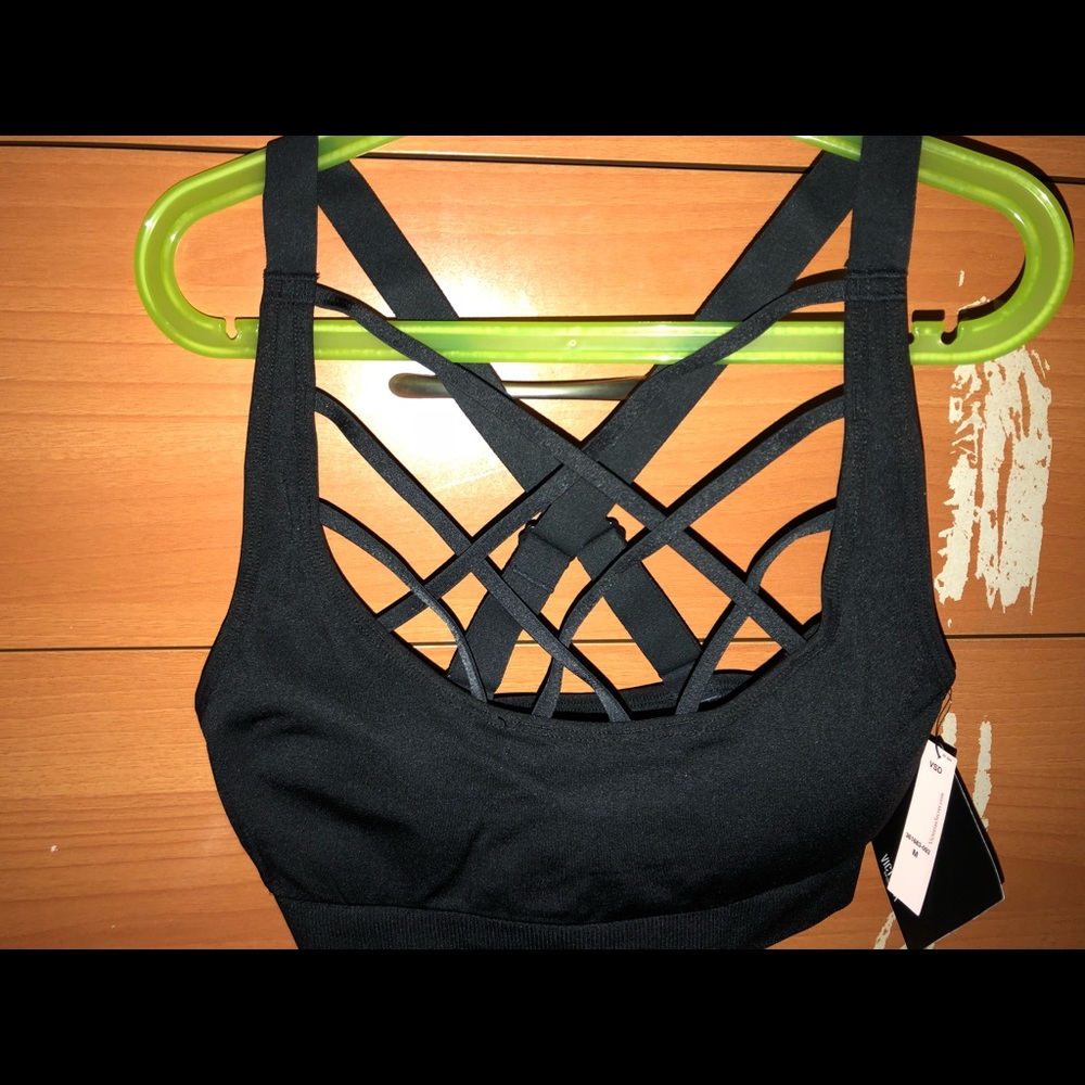 Victoria sport bra